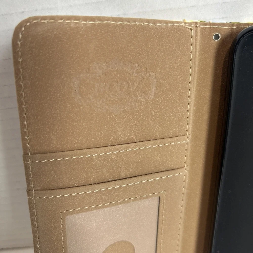 BCOV iPhone XR Flip Case 